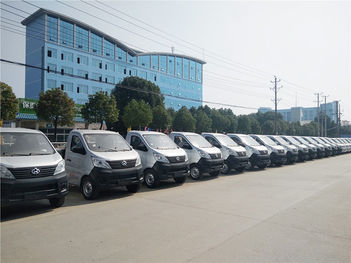 長安勾臂垃圾車-3方
