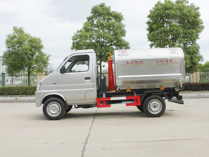 長(zhǎng)安勾臂垃圾車(chē)-3方