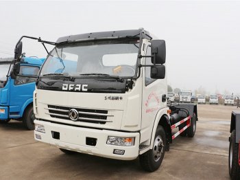 東風(fēng)大多利卡勾臂垃圾車-8方