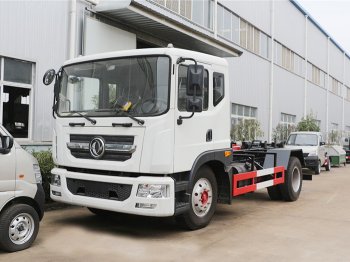 東風(fēng)多利卡D9勾臂垃圾車-12方