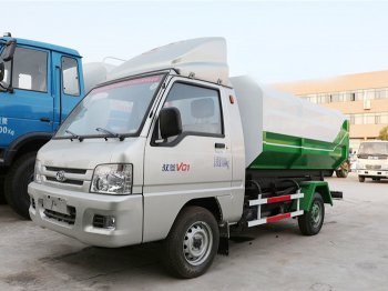福田馭菱掛桶垃圾車-3方