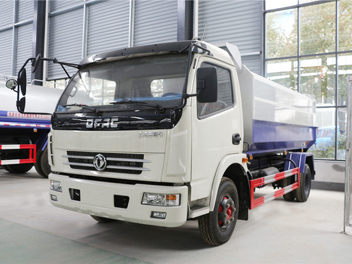 東風多利卡掛桶垃圾車-8方