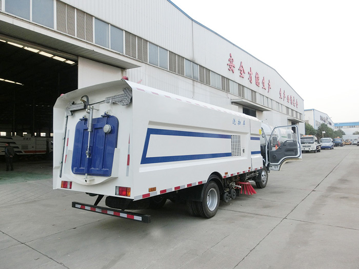 五十鈴洗掃車