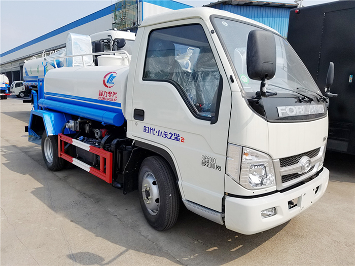 福田小卡灑水車-3方