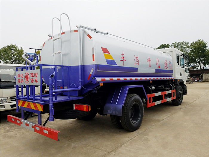 東風(fēng)創(chuàng)普灑水車-12方