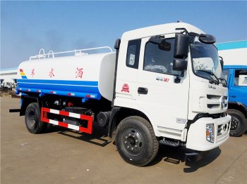 東風(fēng)御虎灑水車-12方