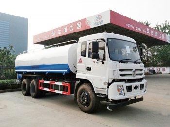 東風(fēng)御龍灑水車-20方