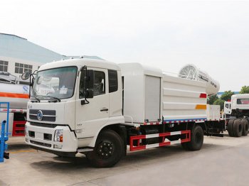 東風(fēng)天錦多功能抑塵車-7方