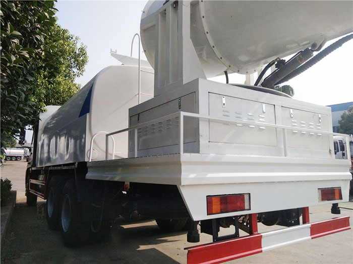 大多利卡多功能抑塵車-7方