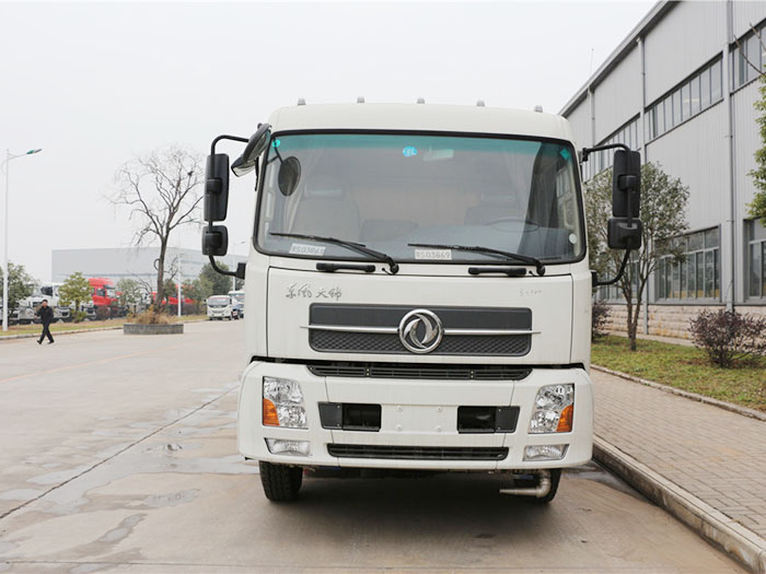 東風(fēng)天錦抑塵噴霧車(chē)-10方