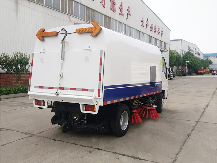 五十鈴掃路車(chē)