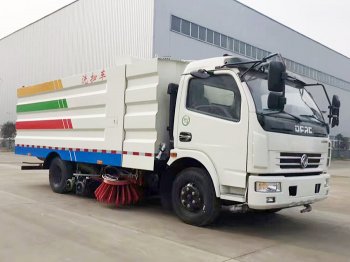 東風(fēng)多利卡洗掃車