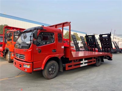 東風(fēng)多利卡D8單橋平板運(yùn)輸車