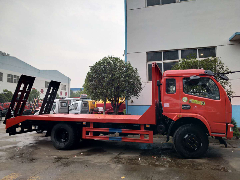 東風(fēng)福瑞卡單橋平板運(yùn)輸車