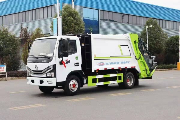 東風多利卡6方壓縮式垃圾車