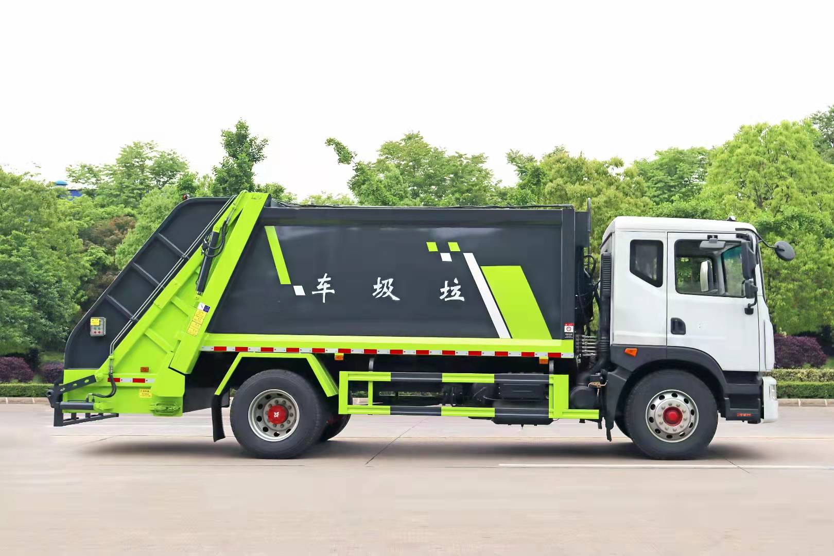 東風D9系列壓縮式垃圾車
