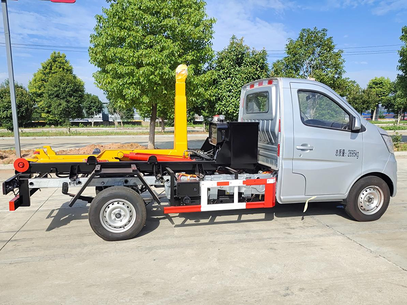 2.5方電動(dòng)車(chē)廂可卸式垃圾車(chē)