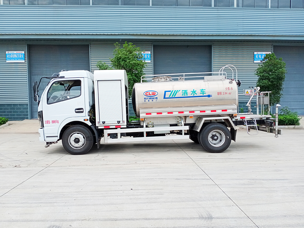 東風(fēng)5方純電動灑水車
