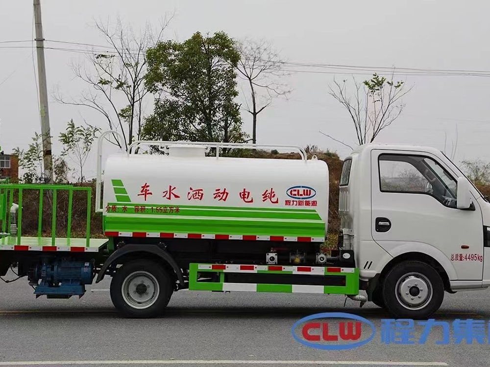 東風(fēng)3方電動灑水車