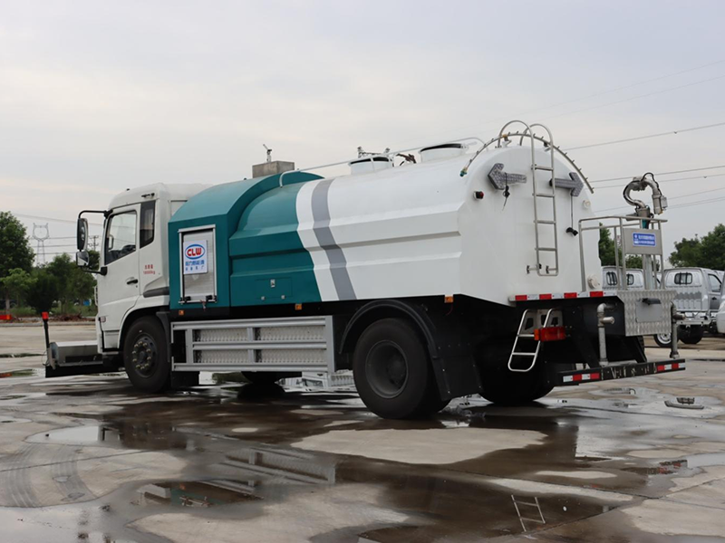  CL5182GQXBEV型純電動清洗車