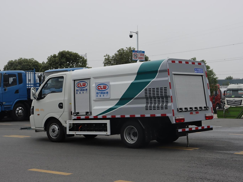 CL5040TYHBEV純電動路面養(yǎng)護車
